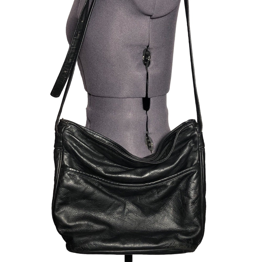 Vtg 90s Black Leather Shoulder Bag Slouchy Stone Mountain USA DAMAGED